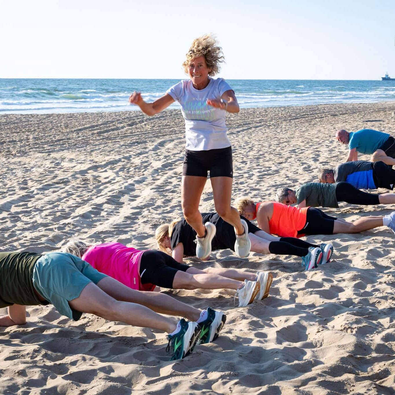 Fit-met-Marijke-Julianadorp-Den-Helder-fitness-gym-intensief-wandelen-strand